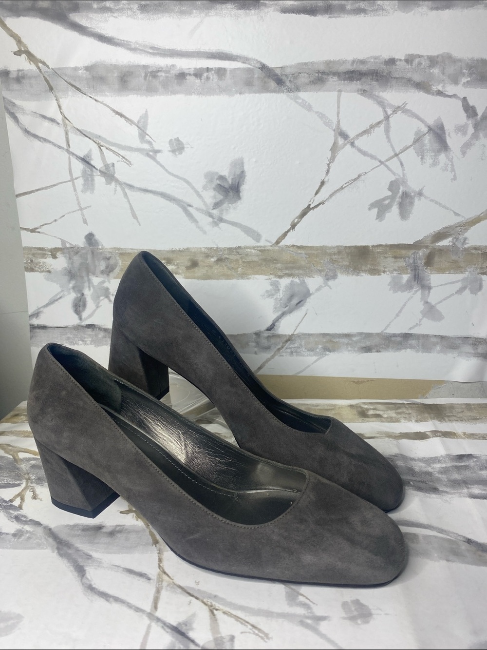 Stuart Weitzman Marymid Pump